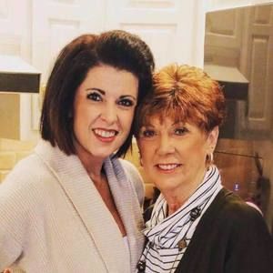 Meet your Posher, Deborah